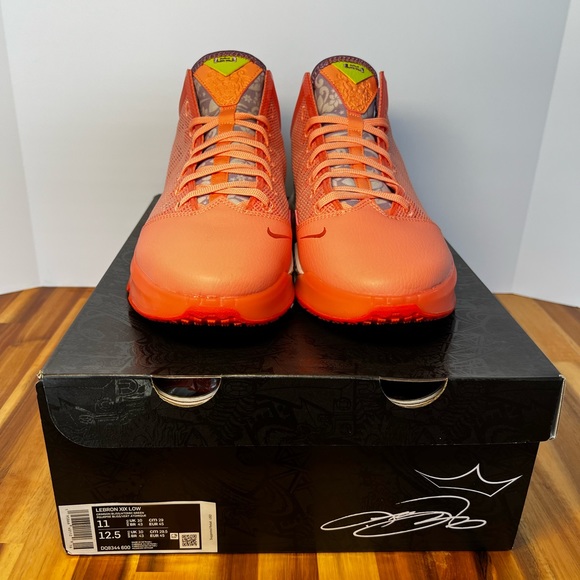 Nike Lebron XIX Low basketball shoes NWT - Picture 6 of 6